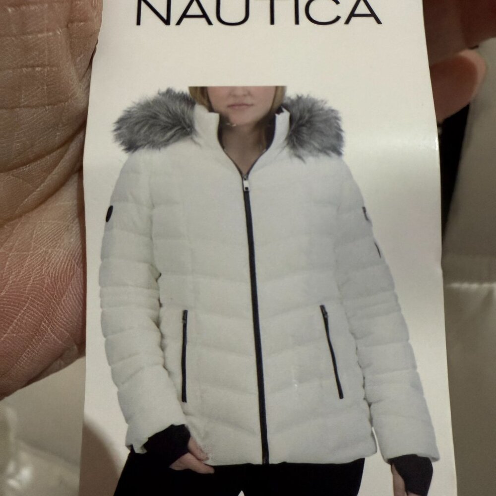 Nautica Ladies' Puffer With Faux Fur Hood Detachable Hood WHITE Size XL